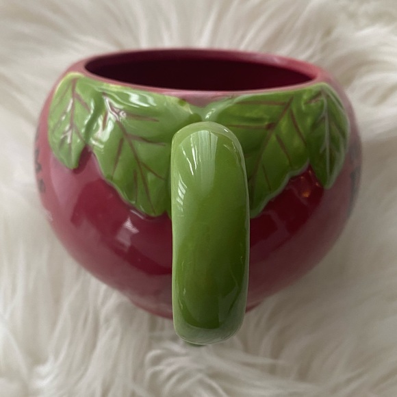 The Office Schrute Farms Beets Sculpted Ceramic 20oz Mug - Picture 5 of 12